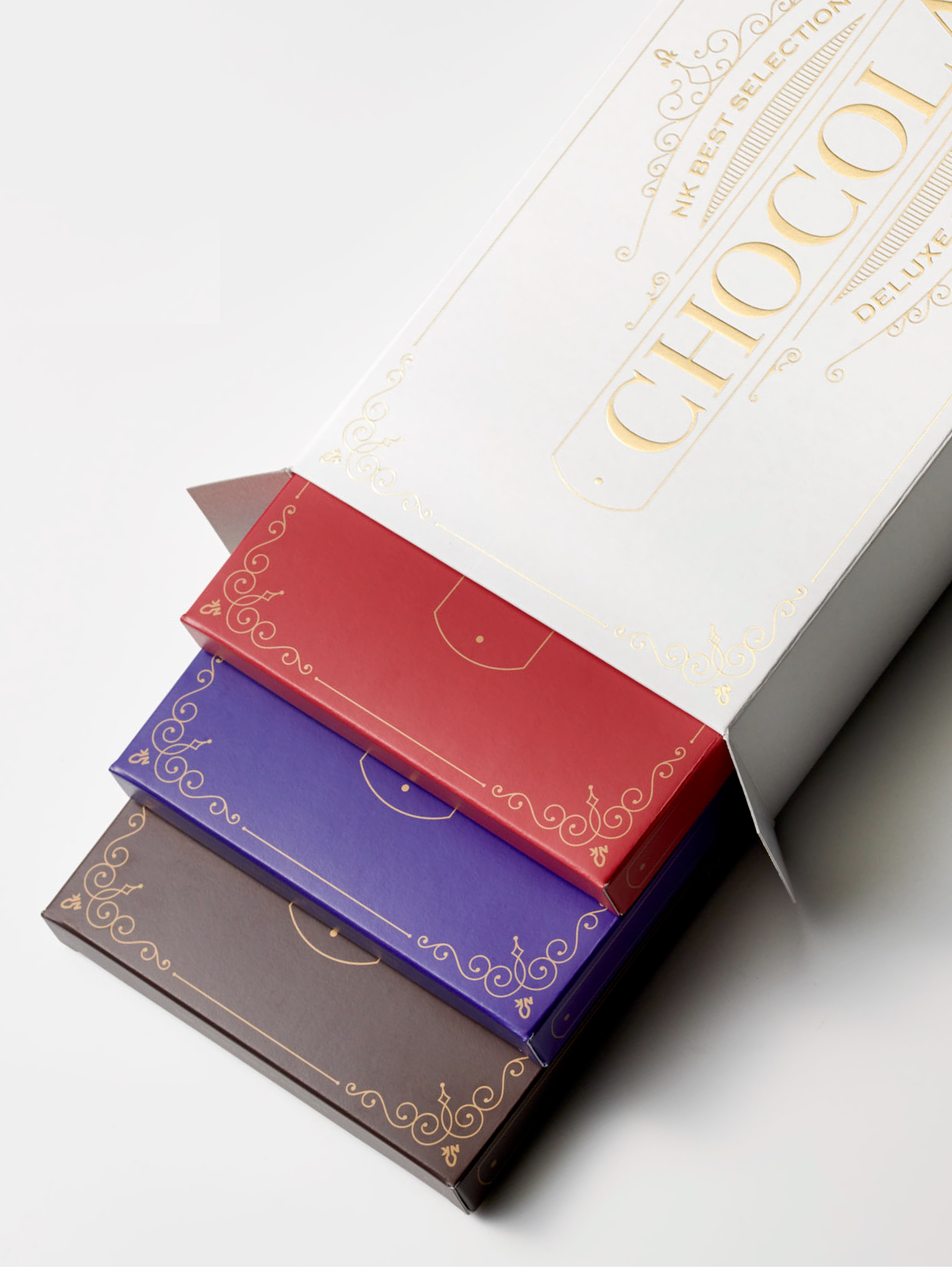 DELUXE GIFT BOX