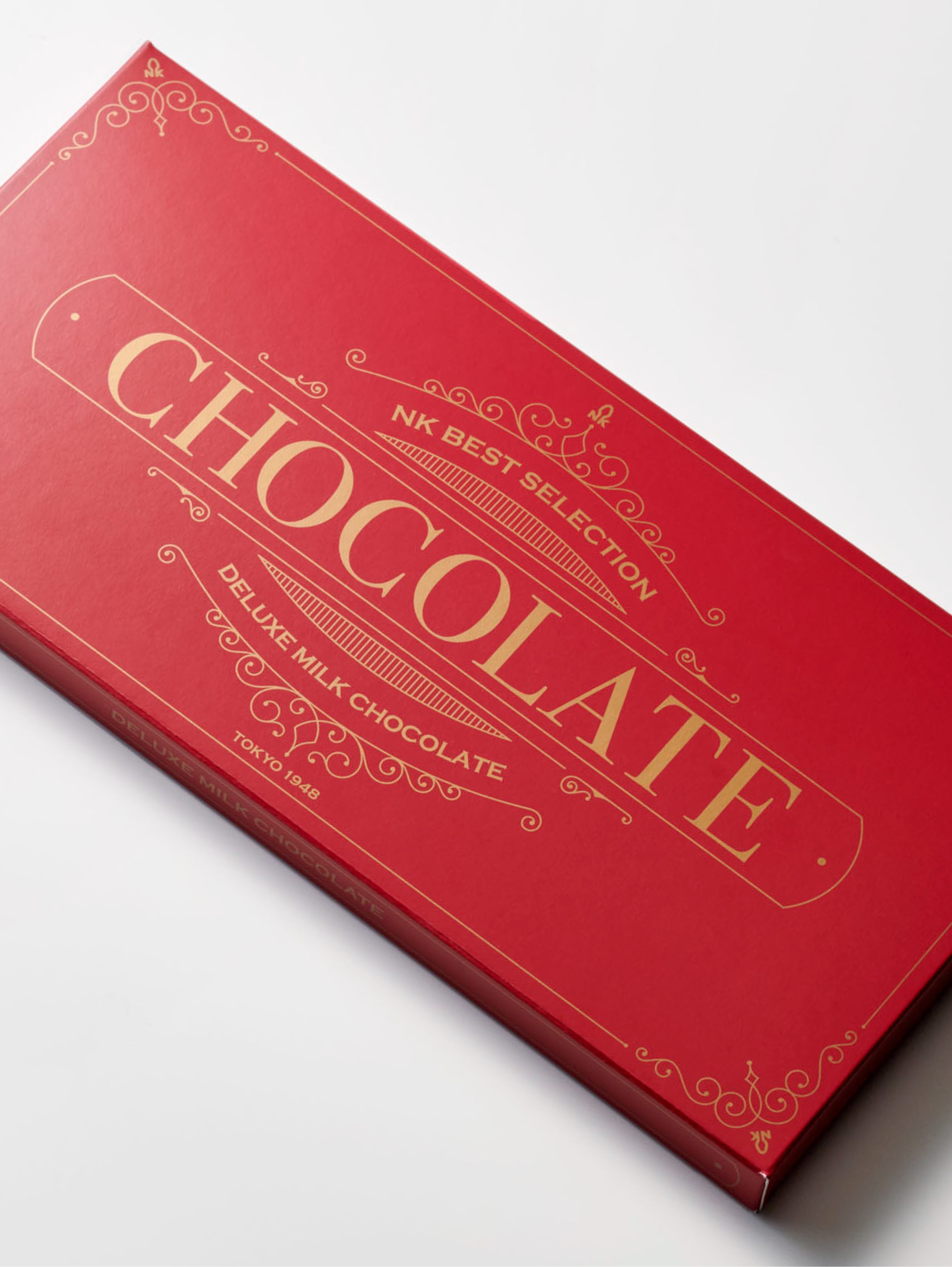 DELUXE MILK CHOCOLATE