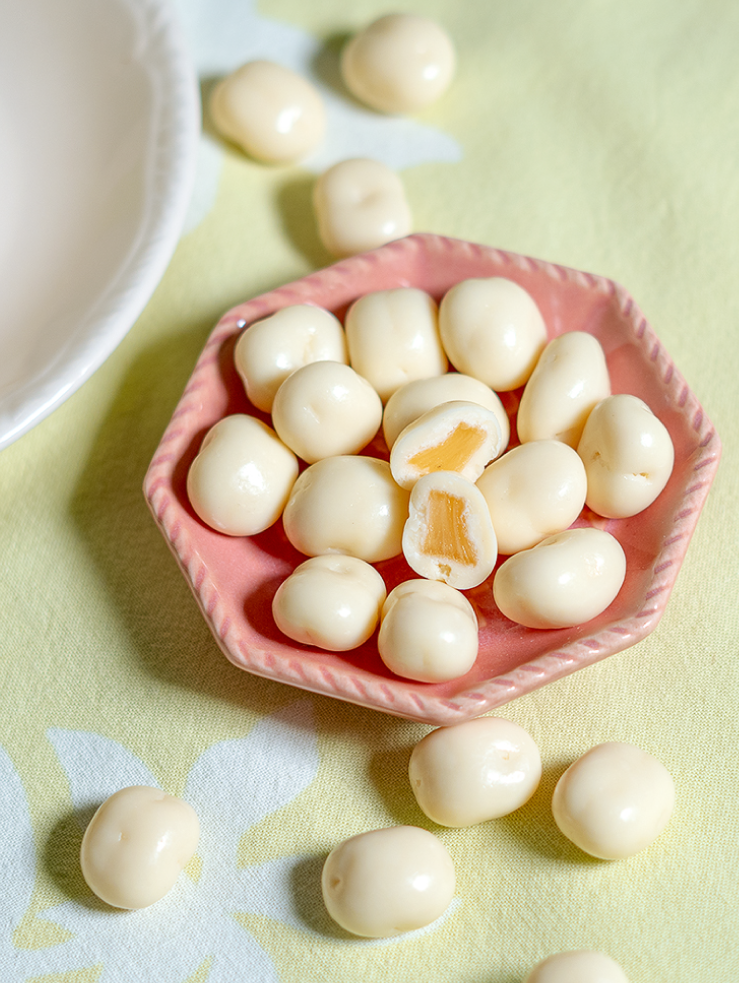 パイナップルをムダなくいただくチョコレート サステナブル パイン ダーク / ホワイト 60g